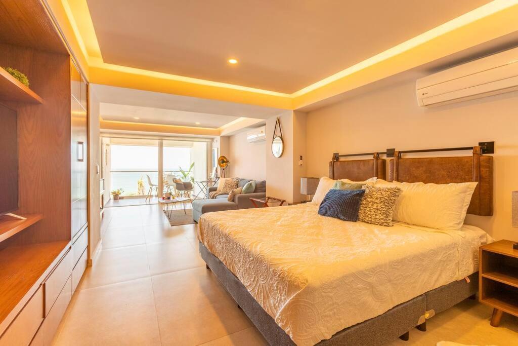 Harbor 7010 By Moikkarentals Beachfront 600Mb Wifi Puerto Vallarta Exterior foto